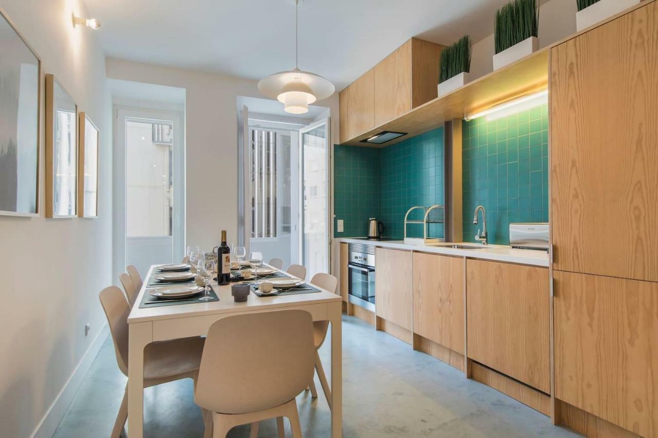 Lejlighed Lovelystay - Wide & Bright 4 Families Lisboa